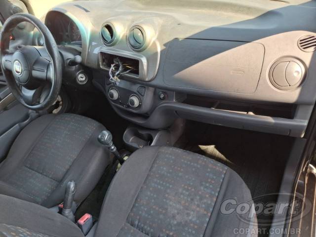 2013 FIAT UNO 