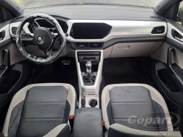 2021 VOLKSWAGEN T-CROSS 