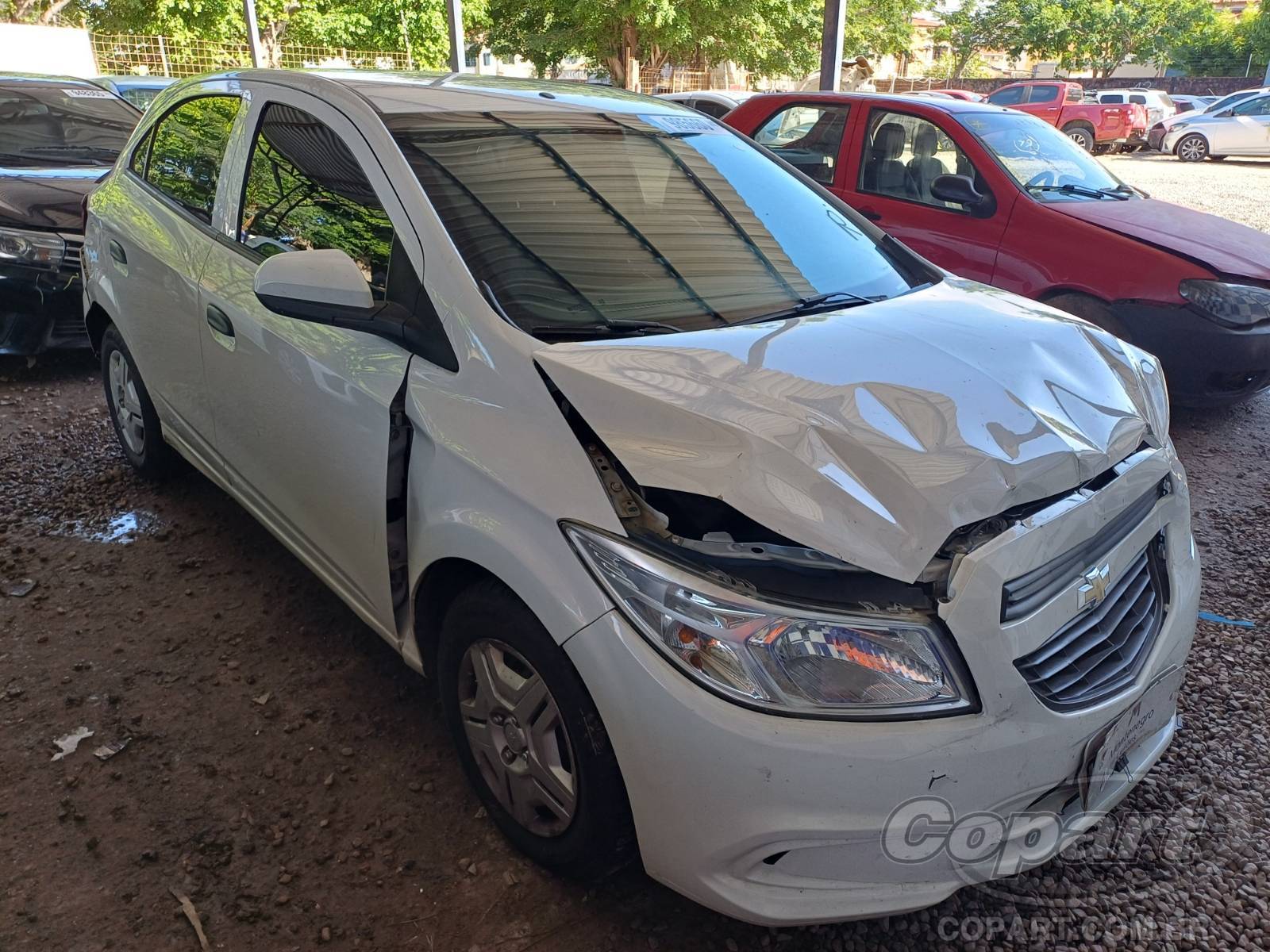 Chevrolet Onix Joy 1.0 Eco 2018 Colisão Média Monta