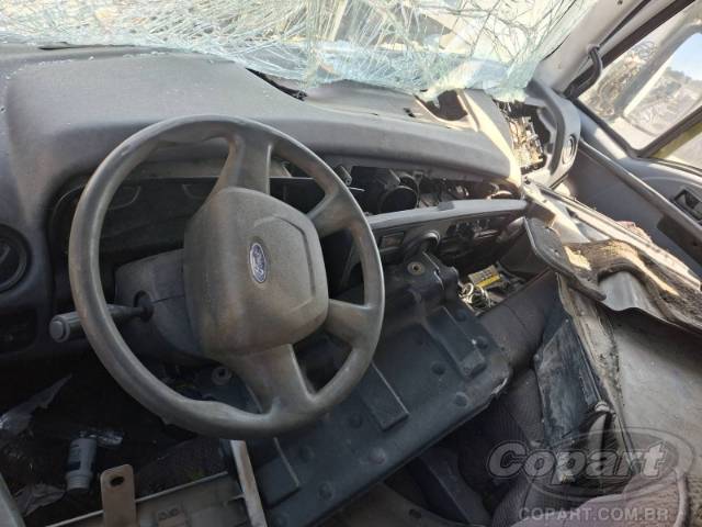 2014 FORD CARGO 2429 