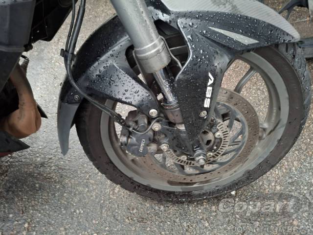 2025 BAJAJ DOMINAR 