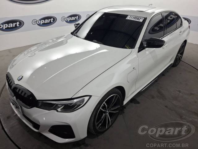 2021 BMW SERIE 3 
