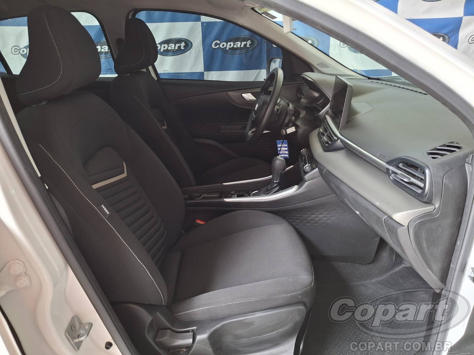 Foto 5: 2024 FIAT FASTBACK