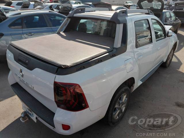 2021 RENAULT DUSTER OROCH 