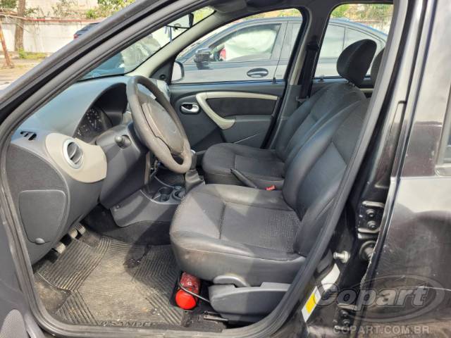 2011 RENAULT SANDERO 