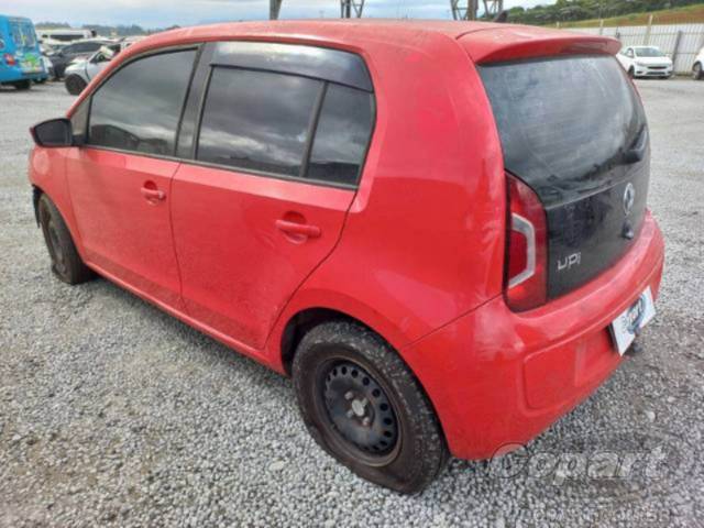 2015 VOLKSWAGEN UP 