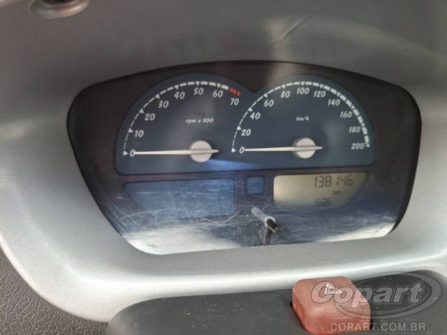 2004 CHEVROLET CELTA 