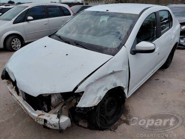 2015 RENAULT LOGAN 