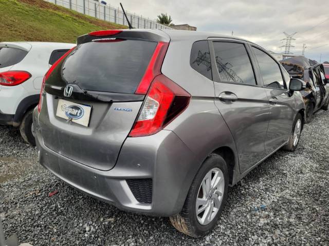 2015 HONDA FIT 