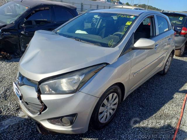 2015 HYUNDAI HB20 