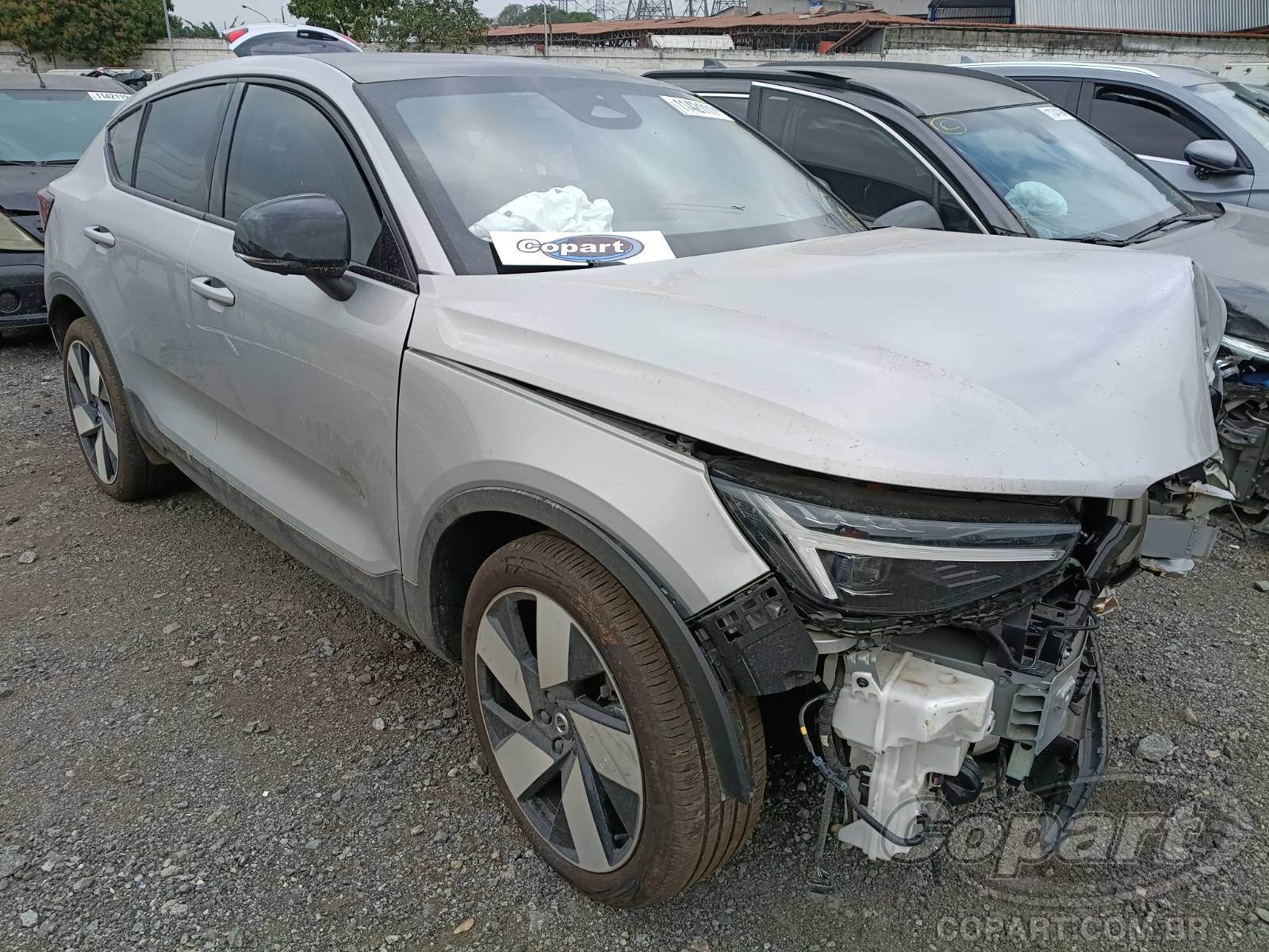VOLVO C40