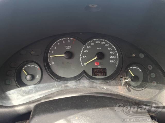 2005 CHEVROLET CLASSIC 