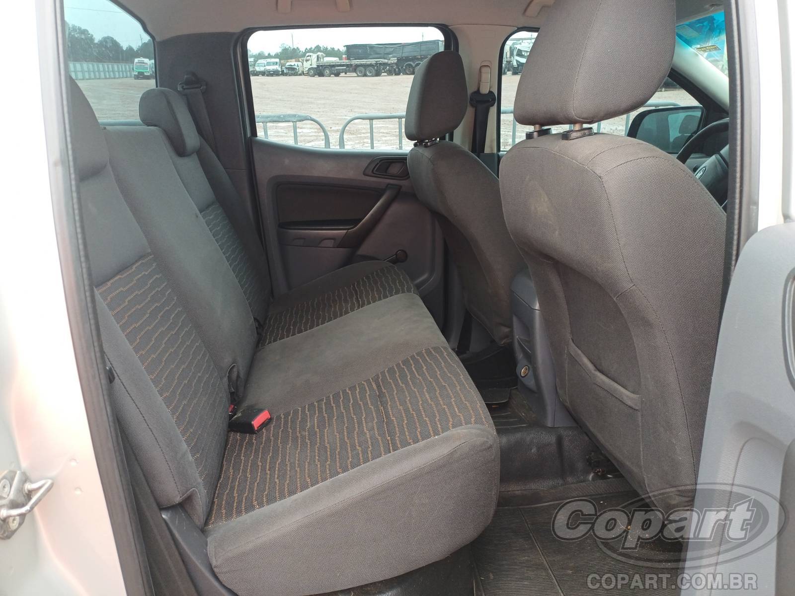 Foto 6 de 10: 2013 FORD RANGER CD