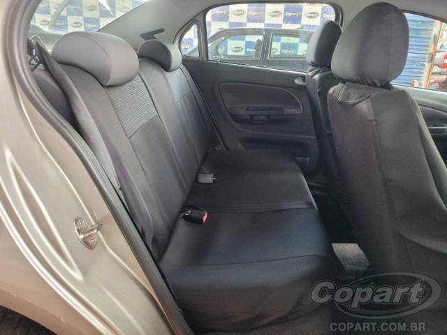 2012 VOLKSWAGEN VOYAGE 