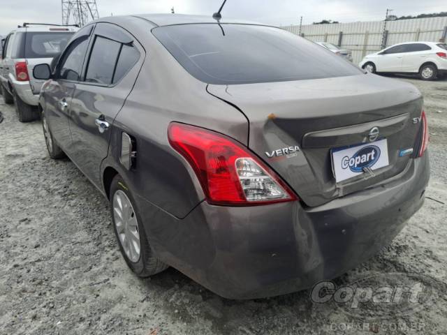 2014 NISSAN VERSA 