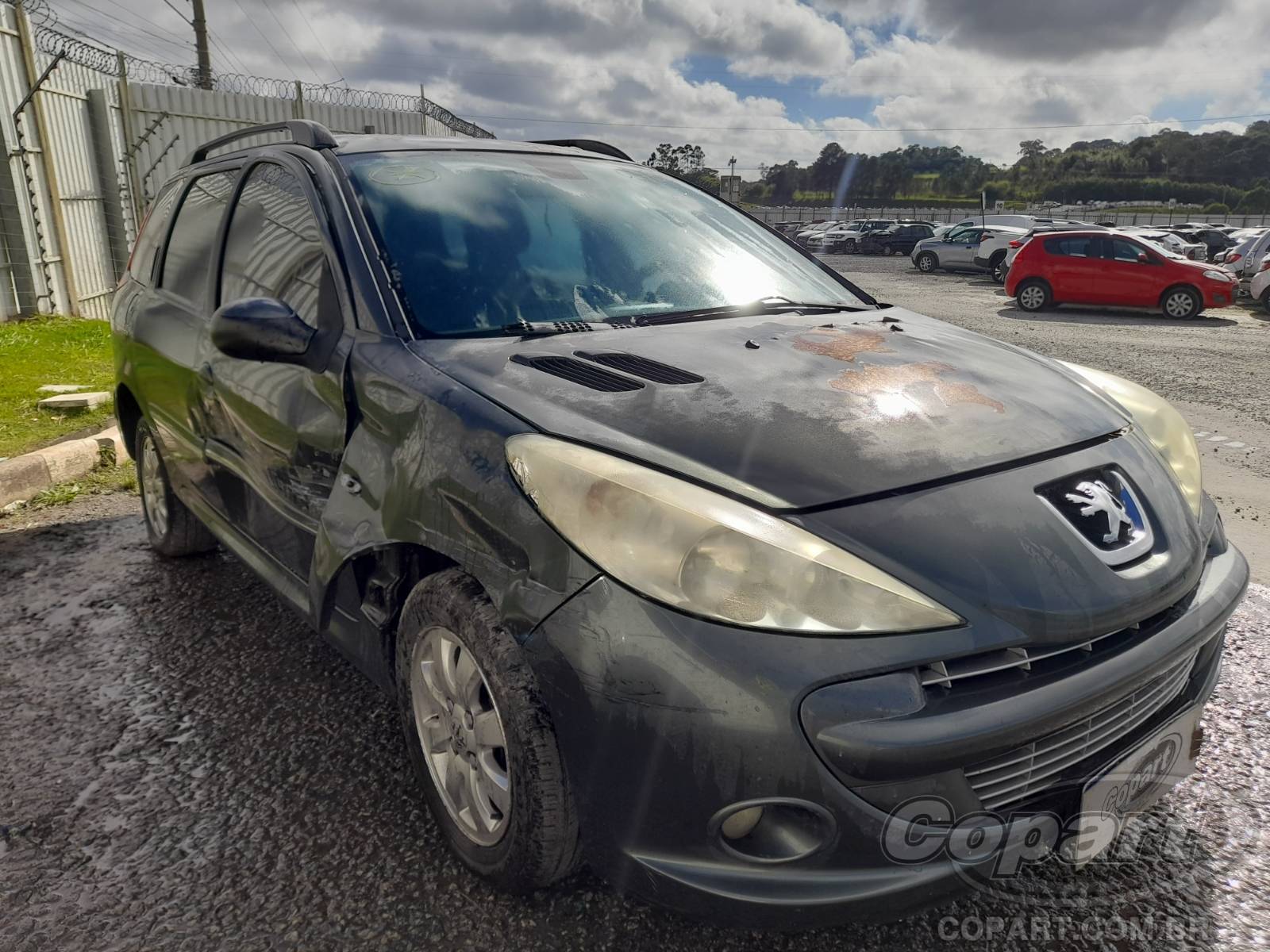 Veículo Peugeot 207 Peugeot 207 SW XR Sport 1.4 2012 Colisão Lateral 2012 em leilão