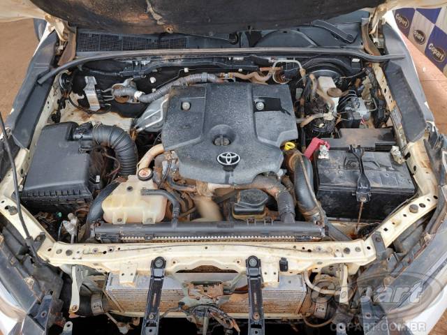 2021 TOYOTA HILUX CD 