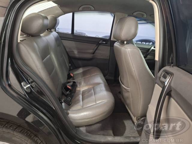 2004 VOLKSWAGEN POLO SEDAN 