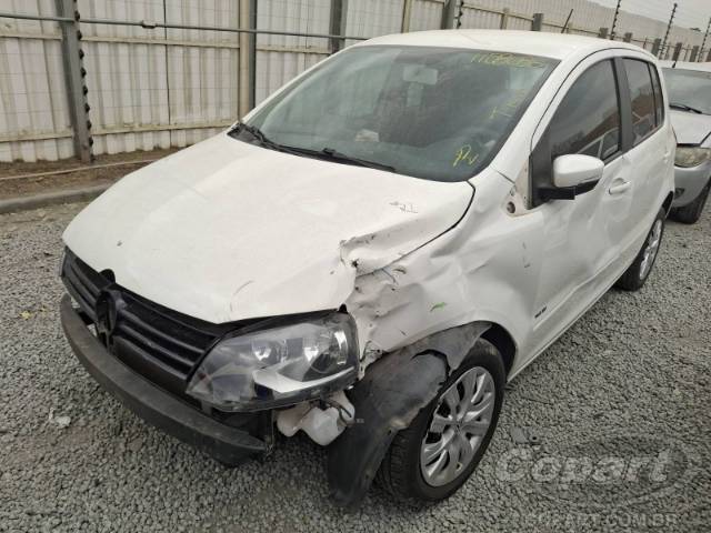 2013 VOLKSWAGEN FOX 