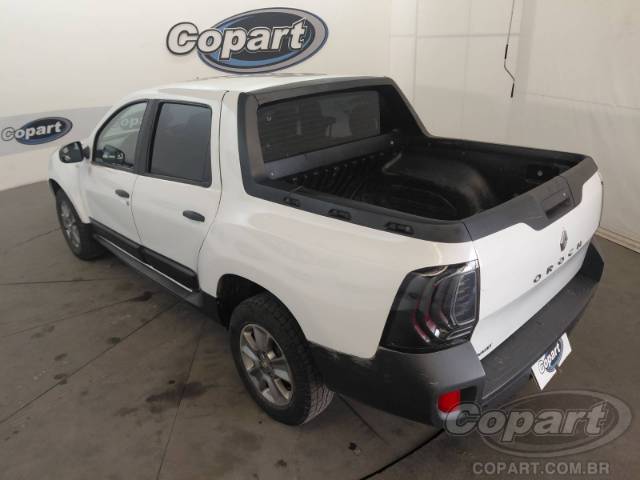 2022 RENAULT DUSTER OROCH 