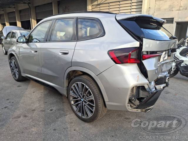 2025 BMW X1 