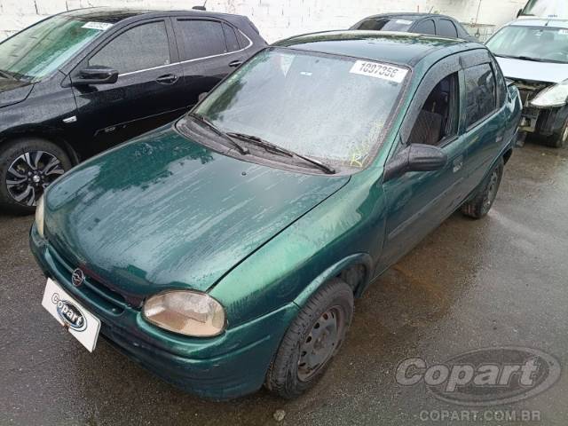1999 CHEVROLET CORSA SEDAN 