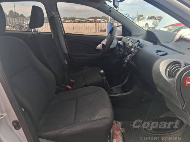2015 TOYOTA ETIOS 