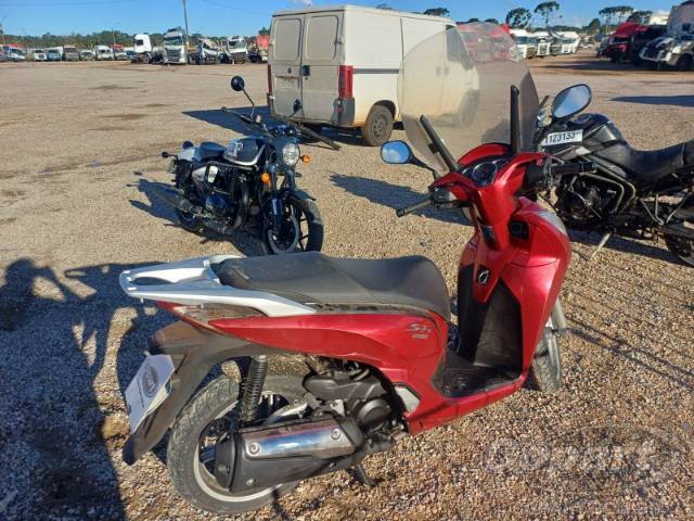 2017 HONDA SH 