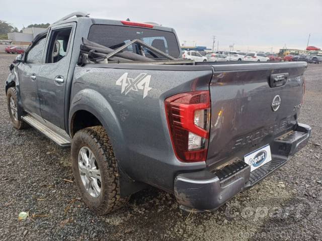 2024 NISSAN FRONTIER CD 