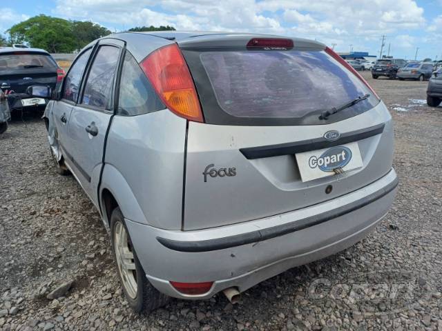 2005 FORD FOCUS 