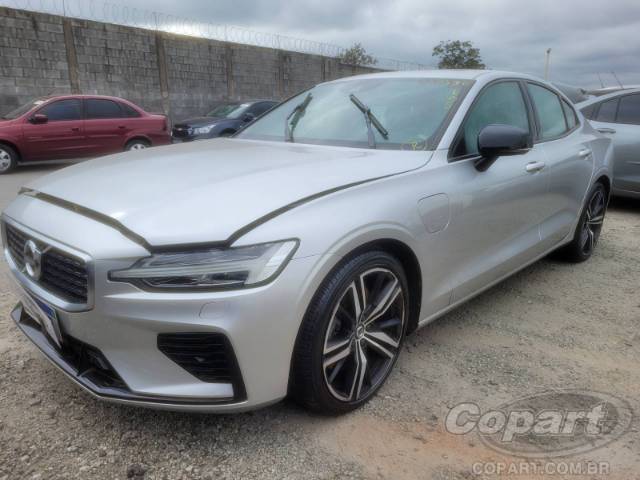 2020 VOLVO S60 