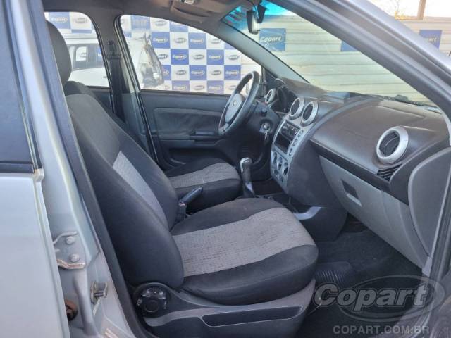 2011 FORD FIESTA SEDAN 