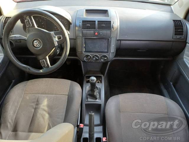 2008 VOLKSWAGEN POLO SEDAN 