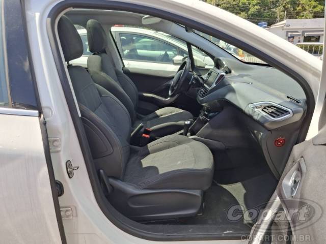 2016 PEUGEOT 208 