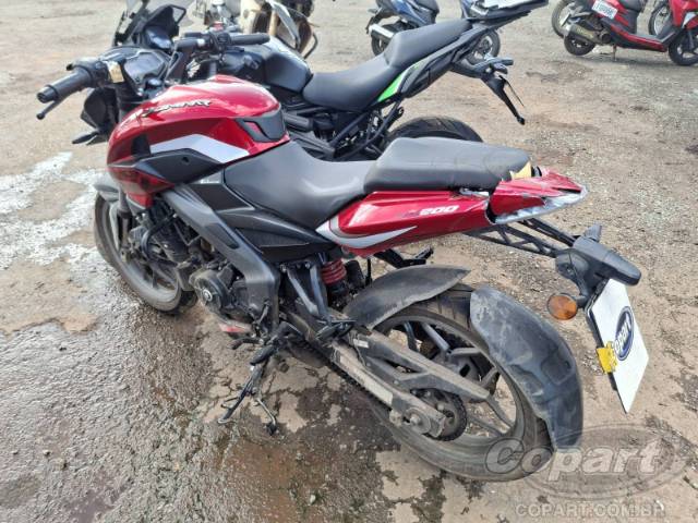 2026 BAJAJ DOMINAR 