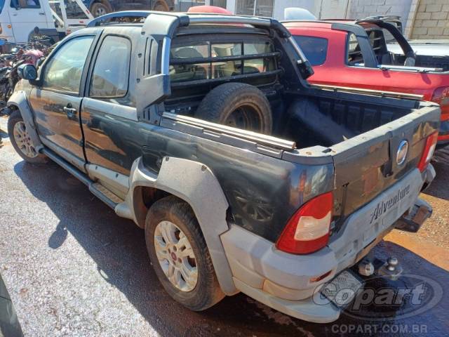 2011 FIAT STRADA 