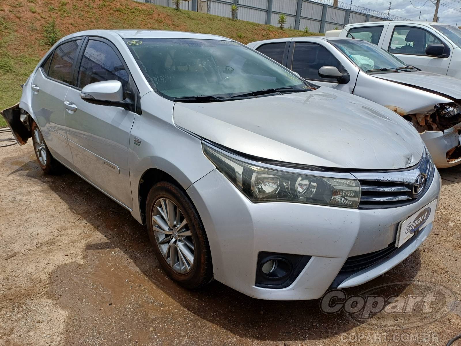 Veículo Toyota Corolla Toyota Corolla 2.0 16V Dual VVT-i 2015 2015 em leilão