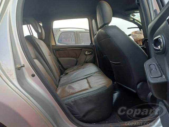 2017 RENAULT DUSTER 