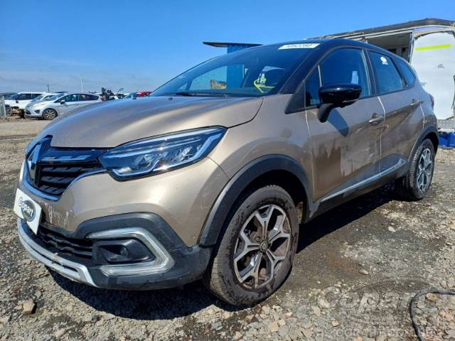 2022 RENAULT CAPTUR 