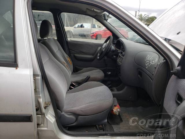 2003 FORD FIESTA SEDAN 