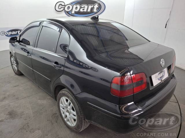 2004 VOLKSWAGEN POLO SEDAN 