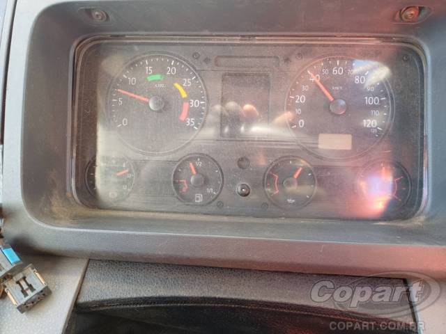 2012 VOLKSWAGEN CONSTELLATION 