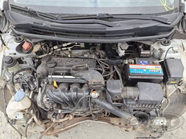 2014 HYUNDAI HB20S 
