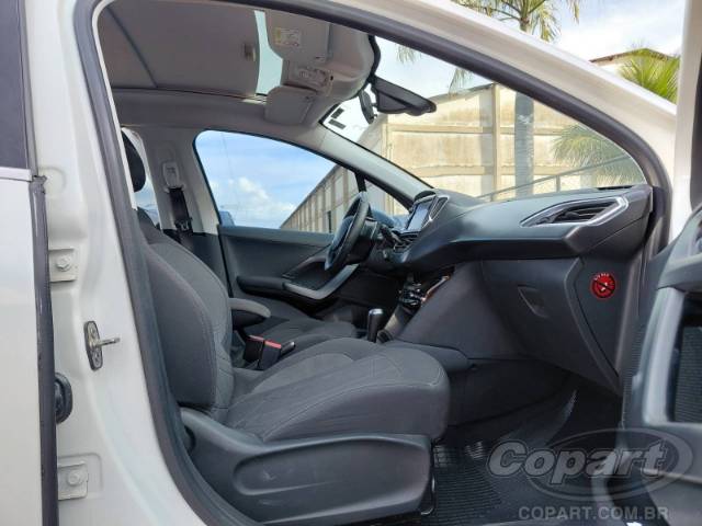 2015 PEUGEOT 208 