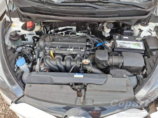 2015 HYUNDAI HB20 