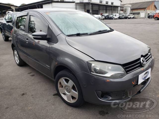 2014 VOLKSWAGEN FOX 