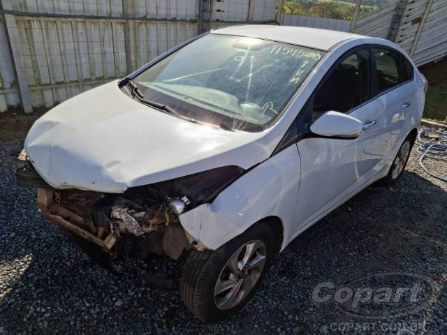 2016 HYUNDAI HB20S 