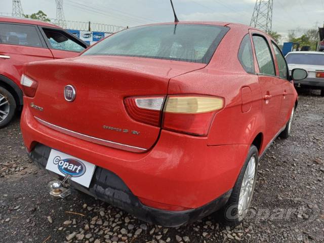 2015 FIAT GRAND SIENA 