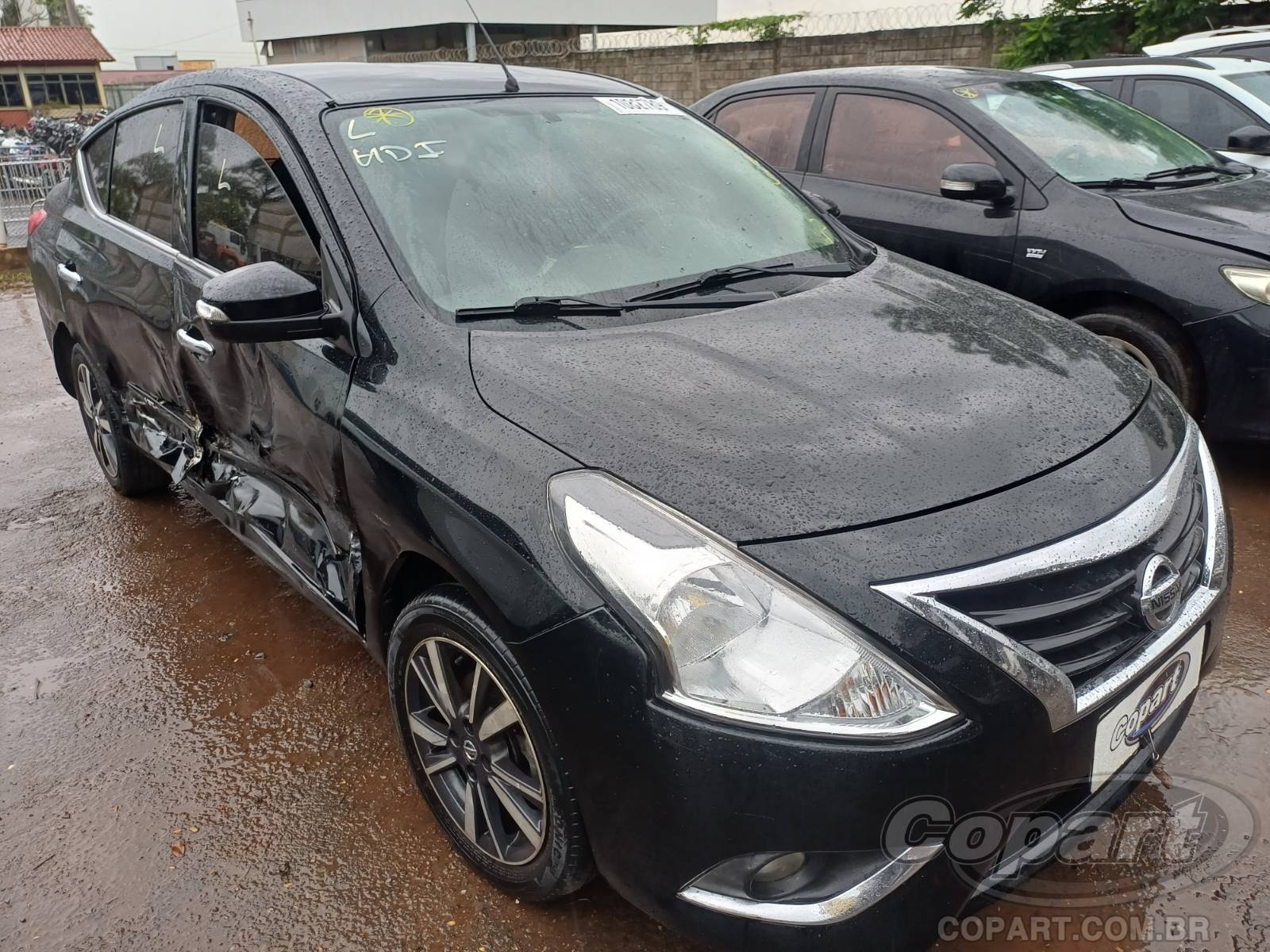 NISSAN VERSA
