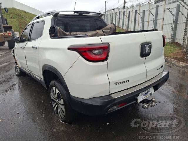 2022 FIAT TORO 